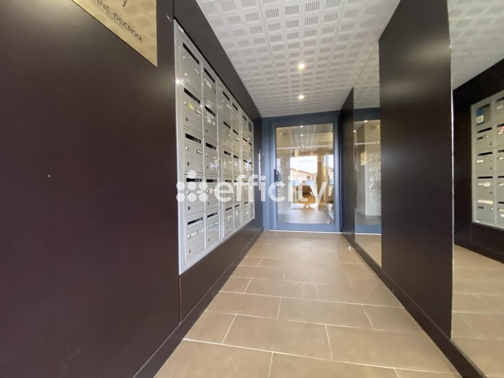 Achat immobilier Appartement 2 pièces  52m2 à Toulouse (31200) - Photo n°12