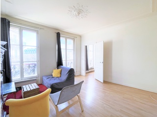 appartement 2 pièces - 141m2 à Paris (75001)