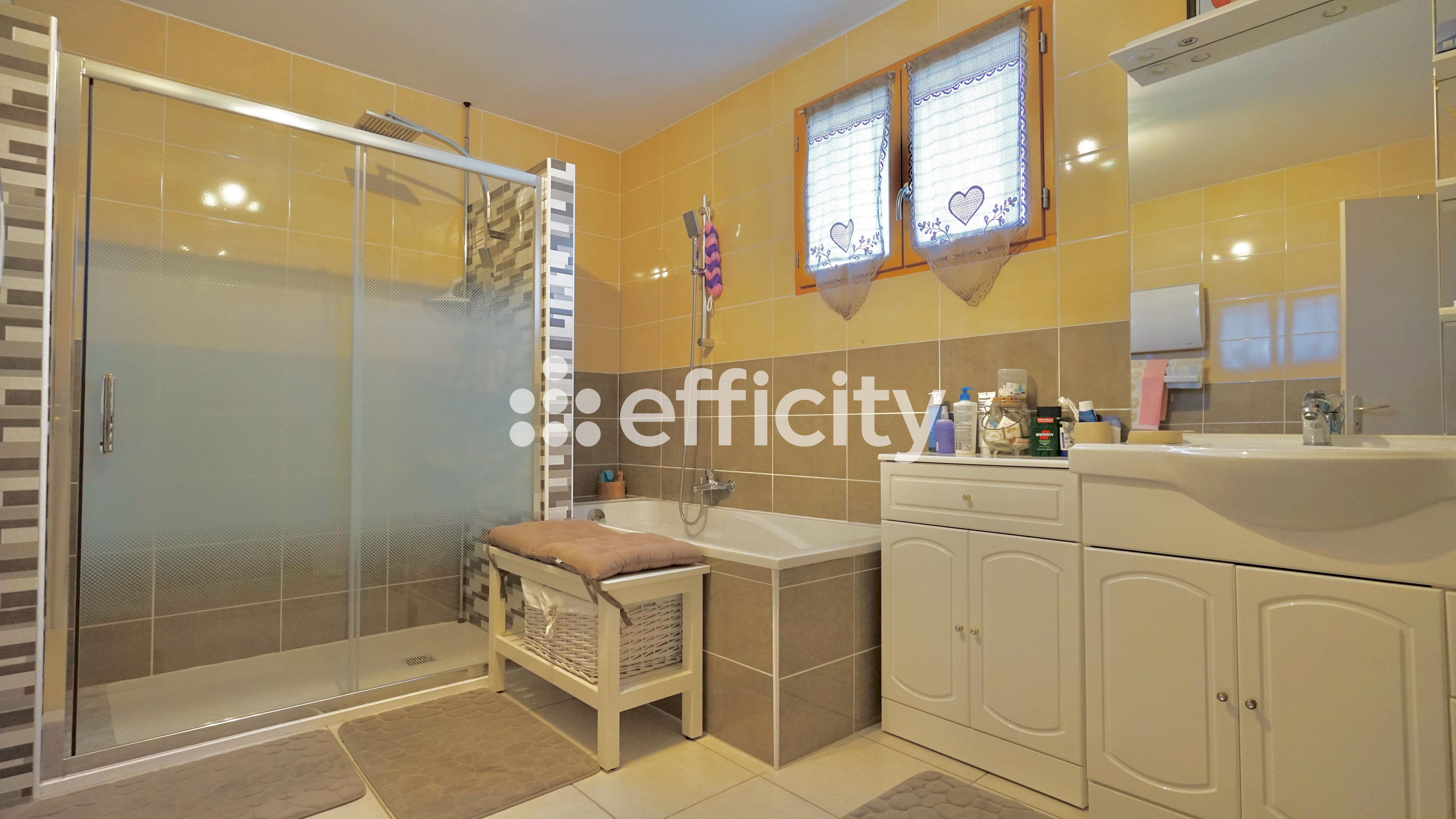 Achat immobilier Maison 7 pièces  181m2 à Aigues-Mortes (30220) - Photo n°9