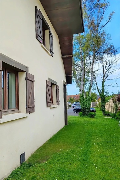 maison 7 pièces - 180m2 à Ver-sur-Mer (14114)