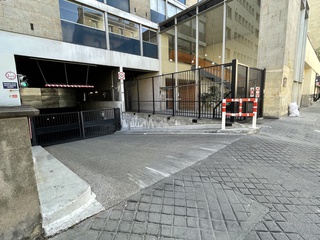 parking  - 13m2 à Paris (75020)