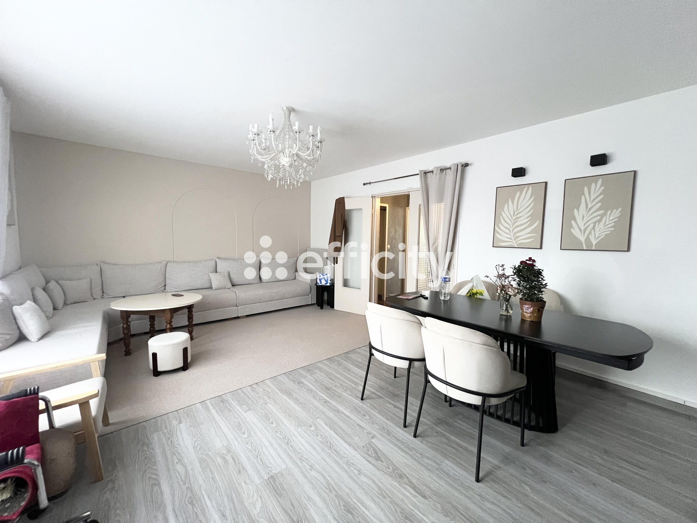 appartement 6 pièces - 105m2 à Joué-lès-Tours (37300)