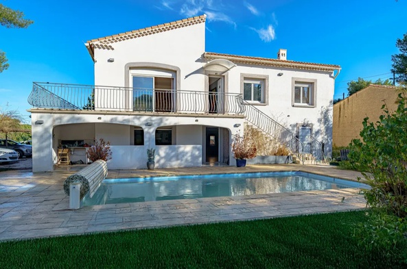 maison 6 pièces - 220,0m2 à Marseille (13015)