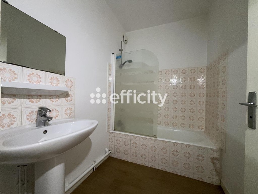 Achat immobilier Appartement 2 pièces  51m2 à Saint-Brieuc (22000) - Photo n°5