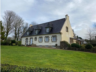 maison 14 pièces - 305m2 à La Feuillée (29690)