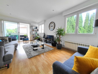 appartement 5 pièces - 97m2 à Aix-en-Provence (13100)