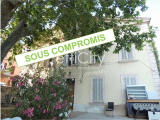immeuble  - 800m2 à Le Muy (83490)