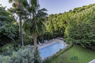 maison 7 pièces - 295m2 à Marseille (13008)