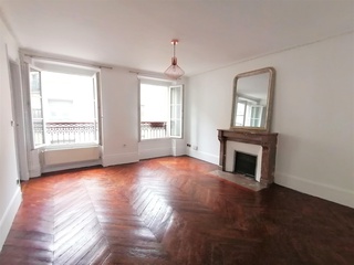 appartement 3 pièces - 62m2 à Paris (75002)