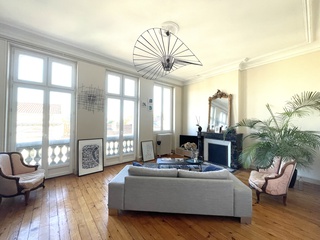appartement 5 pièces - 116m2 à Bordeaux (33000)