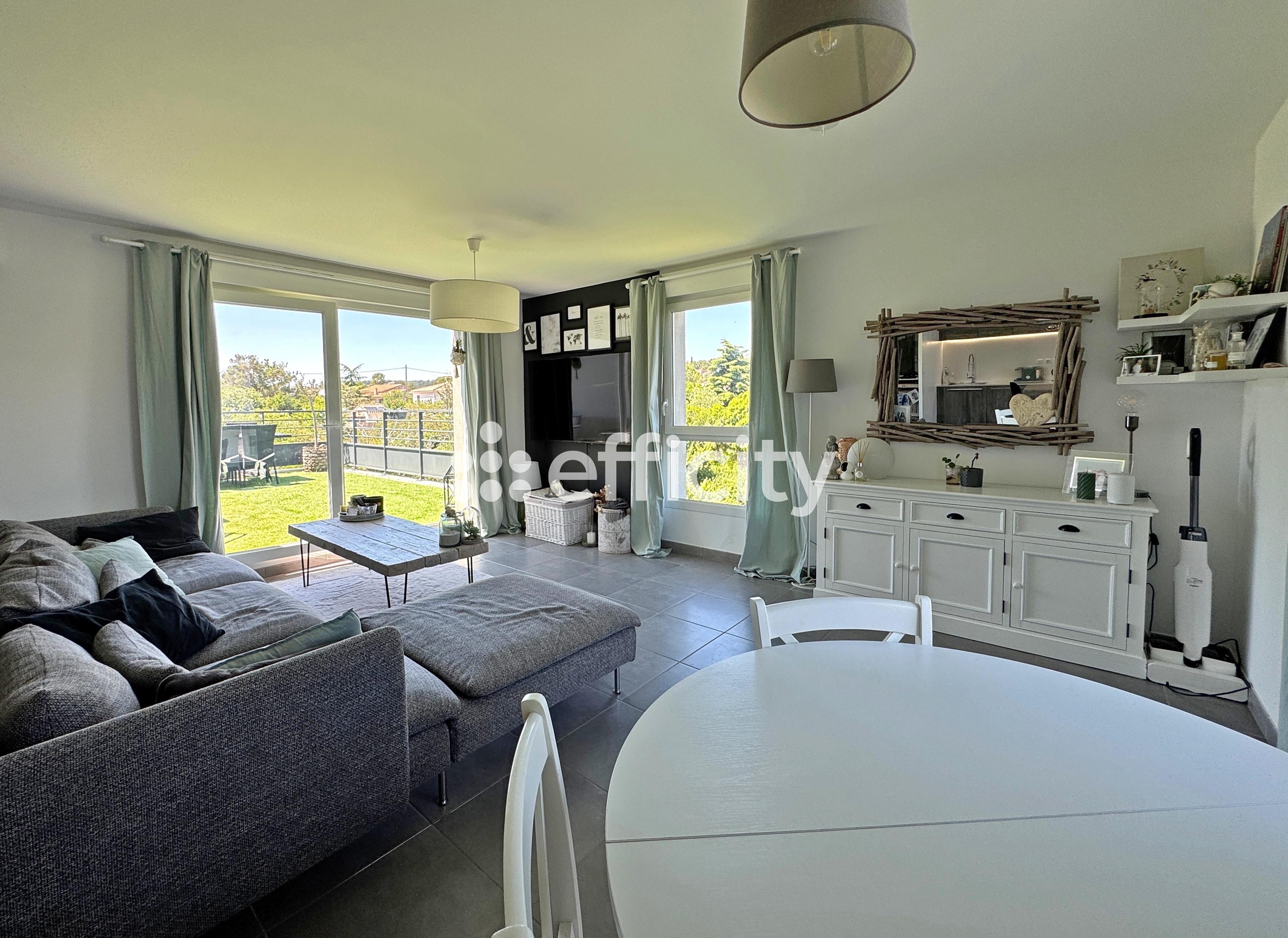 appartement 3 pièces - 79m2 à Marseille (13013)