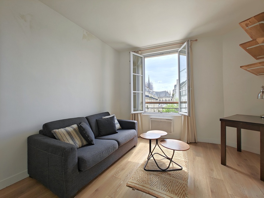 appartement 2 pièces - 30m2 à Paris (75018)