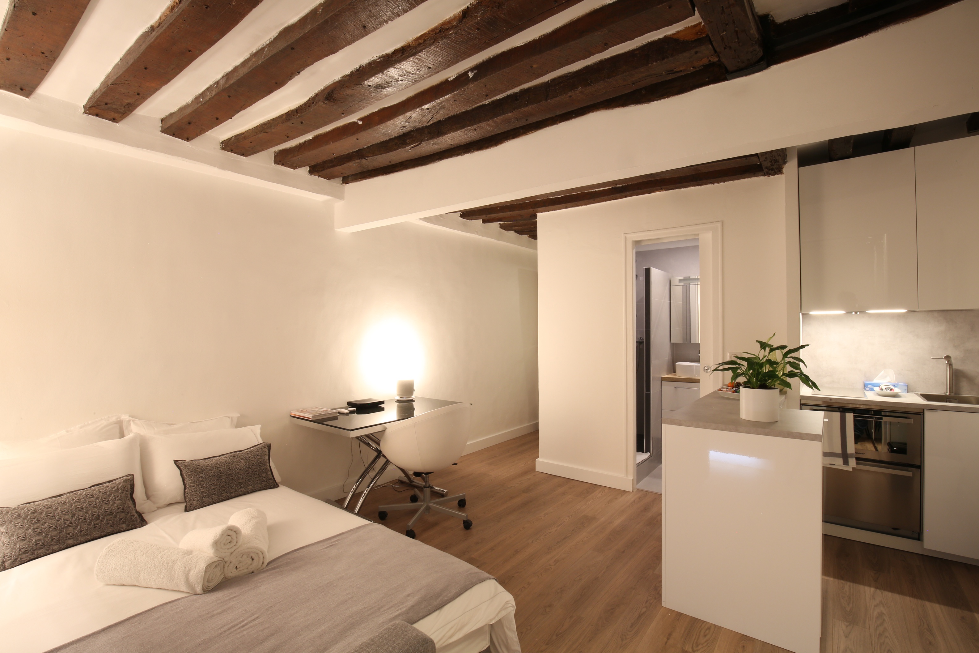 appartement 4 pièces - 24m2 à Paris (75001)