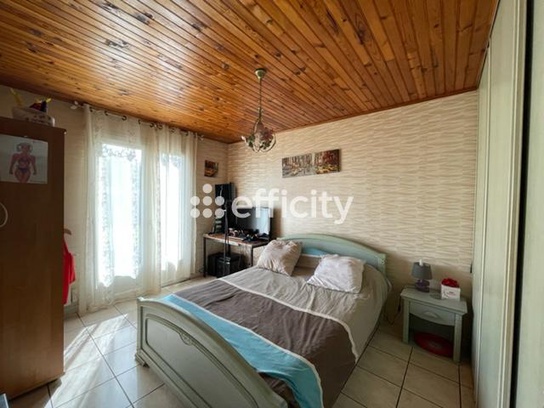 Achat immobilier Maison 5 pièces  135m2 à Blanquefort (33290) - Photo n°9
