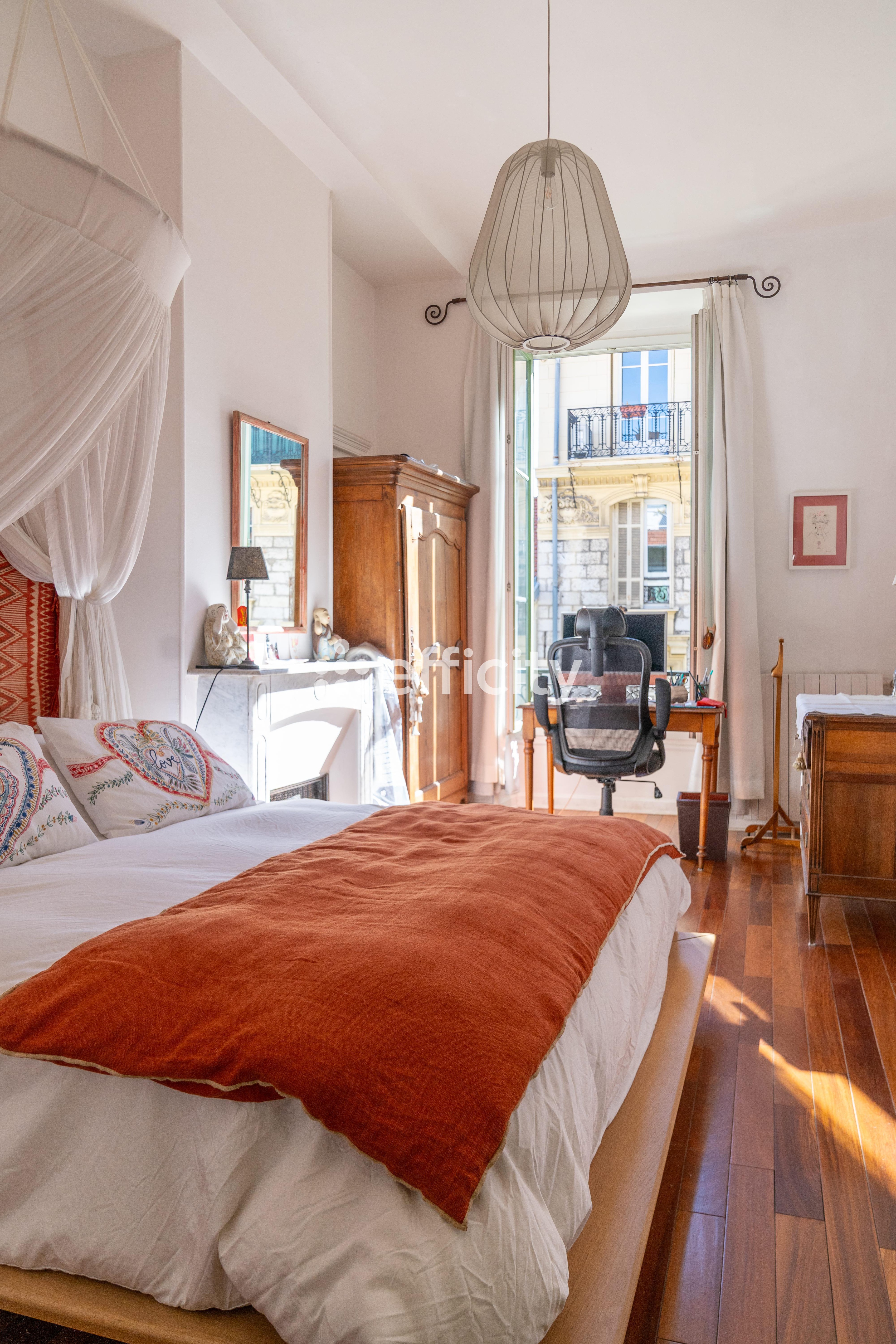 Achat immobilier Appartement 6 pièces  144m2 à Nice (06000) - Photo n°15