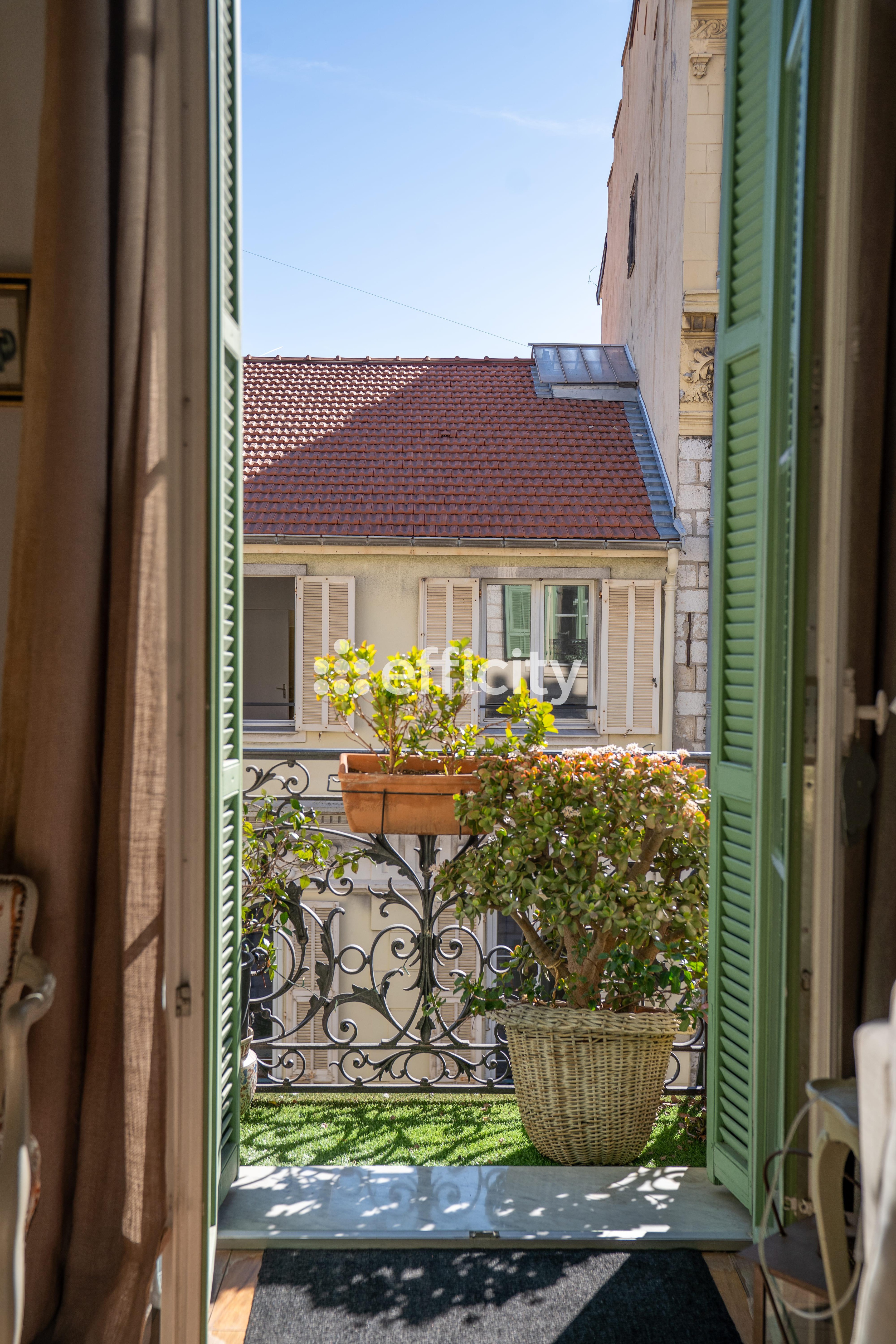 Achat immobilier Appartement 6 pièces  144m2 à Nice (06000) - Photo n°6