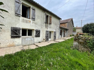 maison 5 pièces - 136m2 à Lusignan (86600)