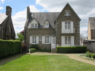 maison 7 pièces - 144m2 à Sourdeval (50150)