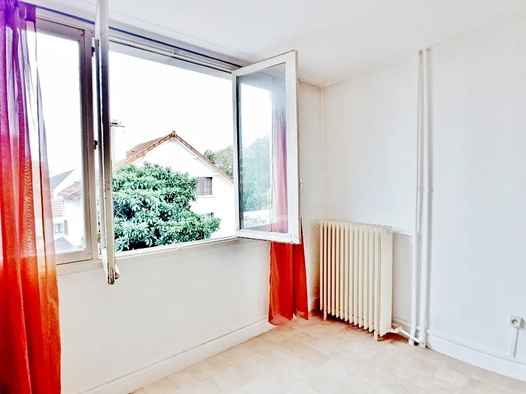 appartement 2 pièces - 50m2 à Bobigny (93000)