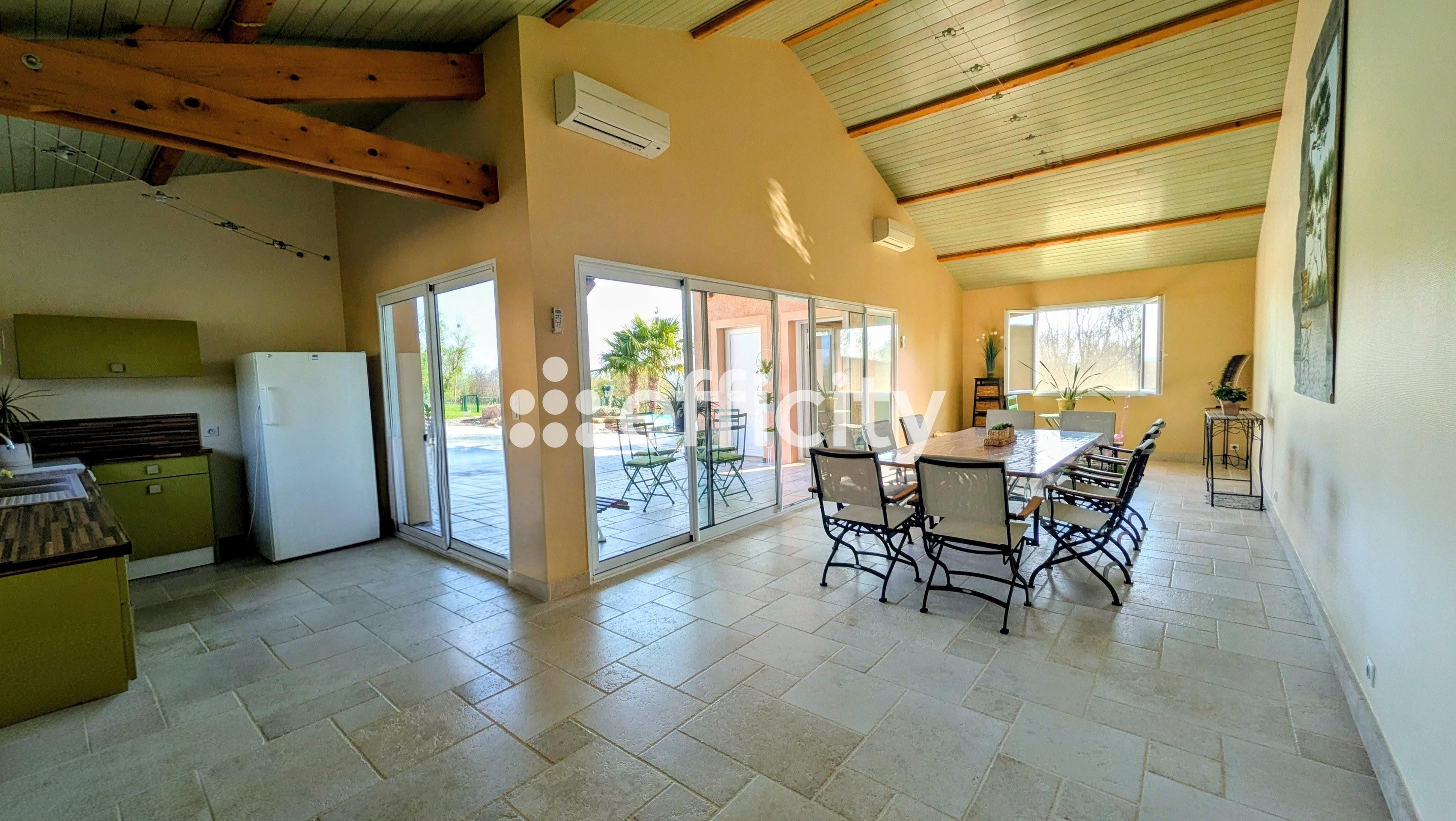 Achat immobilier Maison 8 pièces  179m2 à Saint-Jean-sur-Veyle (01290) - Photo n°14