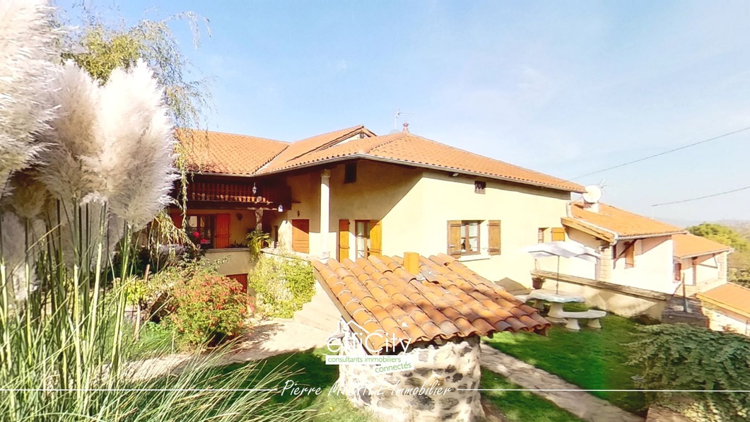 maison 4 pièces - 119m2 à Saint-Julien-sur-Bibost (69690)