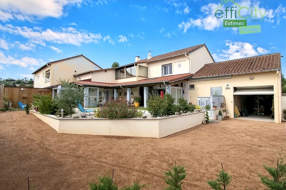 Achat immobilier Maison 8 pièces  220m2 à Cluny (71250) - Photo n°18