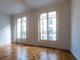 appartement 2 pièces - 45m2 à Paris (75018)