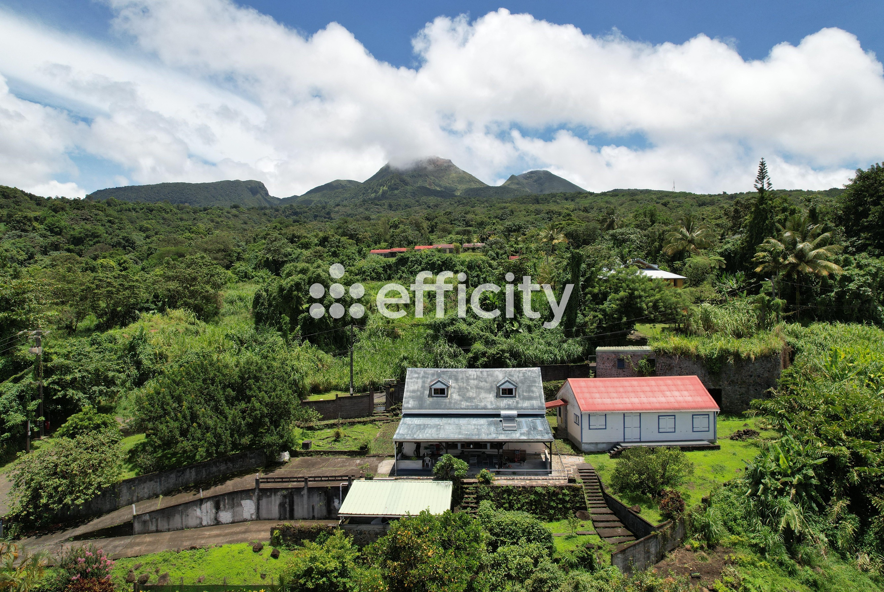 maison 4 pièces - 173m2 à Saint-Claude (97120)