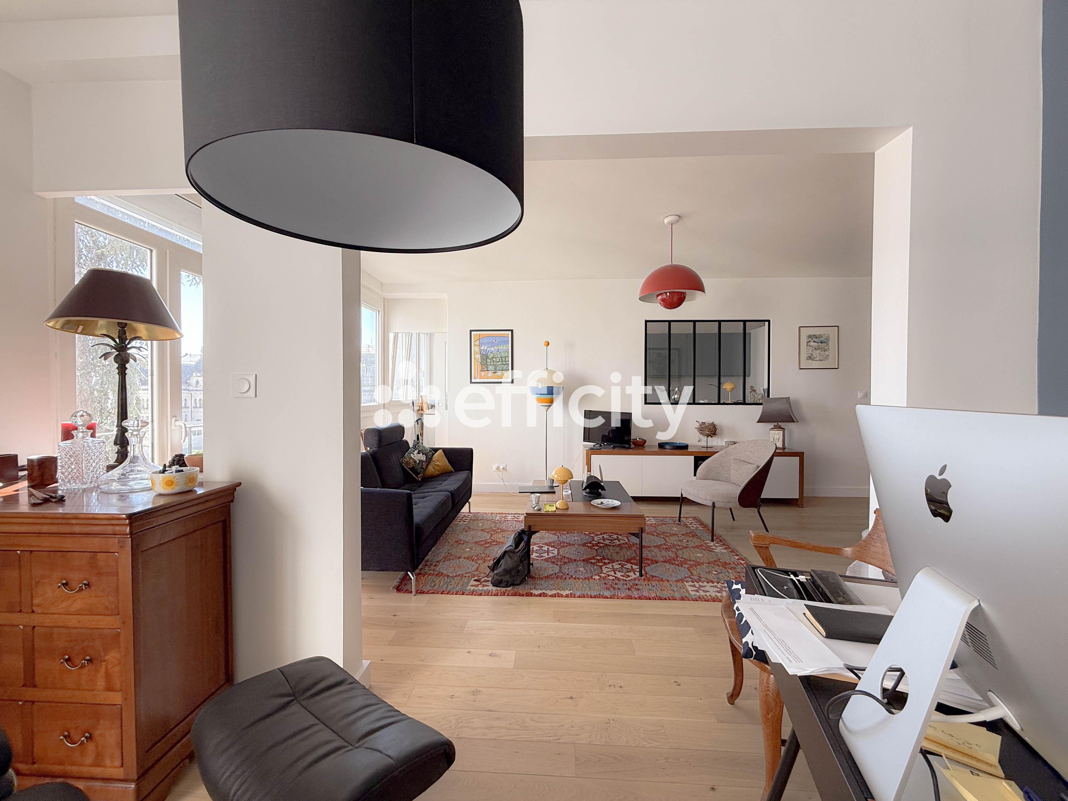 Achat immobilier Appartement 4 pièces  83m2 à La Rochelle (17000) - Photo n°1