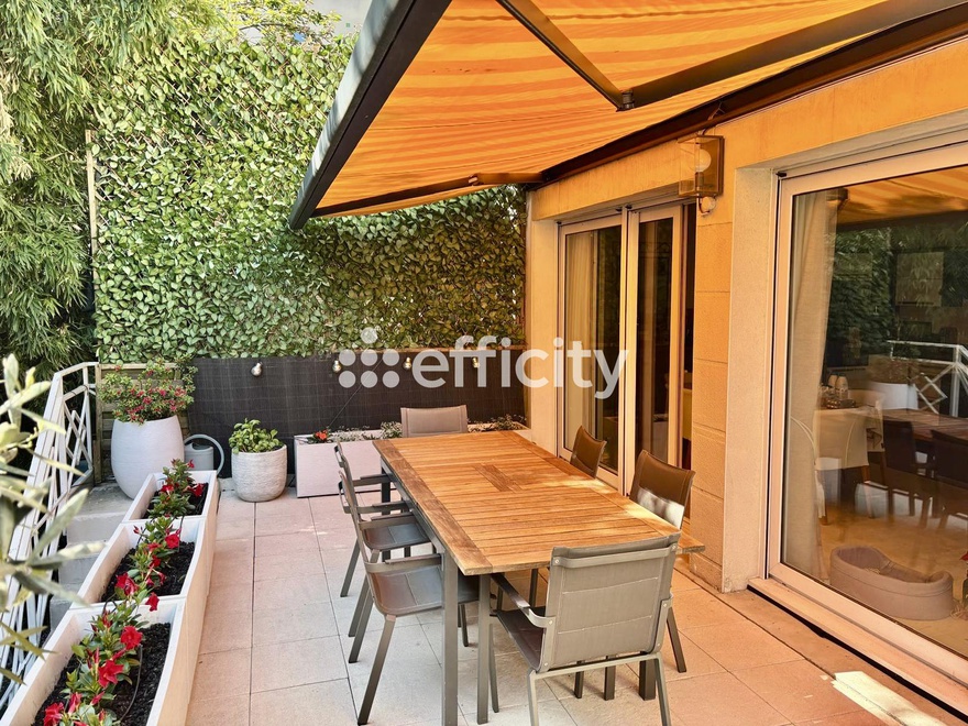 maison 6 pièces - 200m2 à Issy-les-Moulineaux (92130)