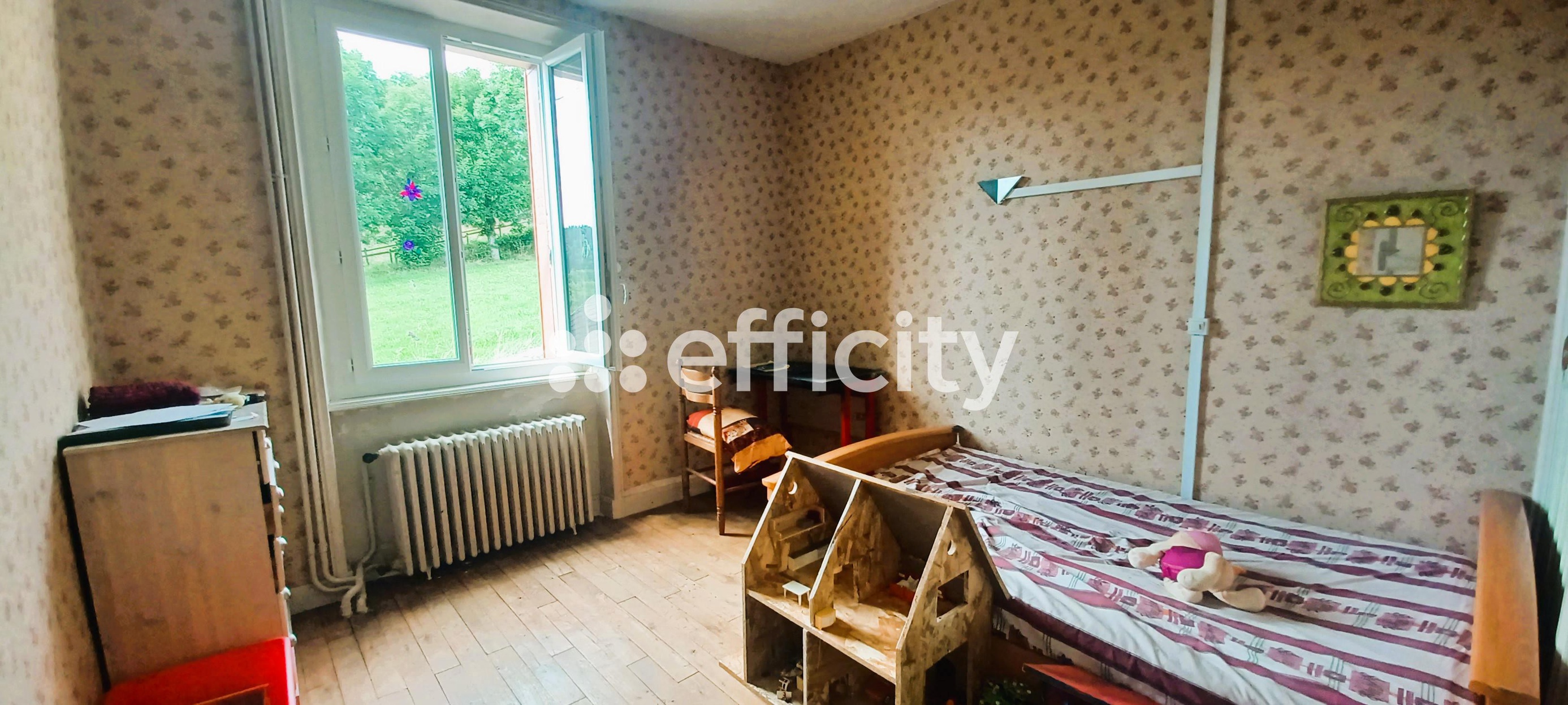 Achat immobilier Maison 9 pièces  206m2 à Védrines-Saint-Loup (15100) - Photo n°11