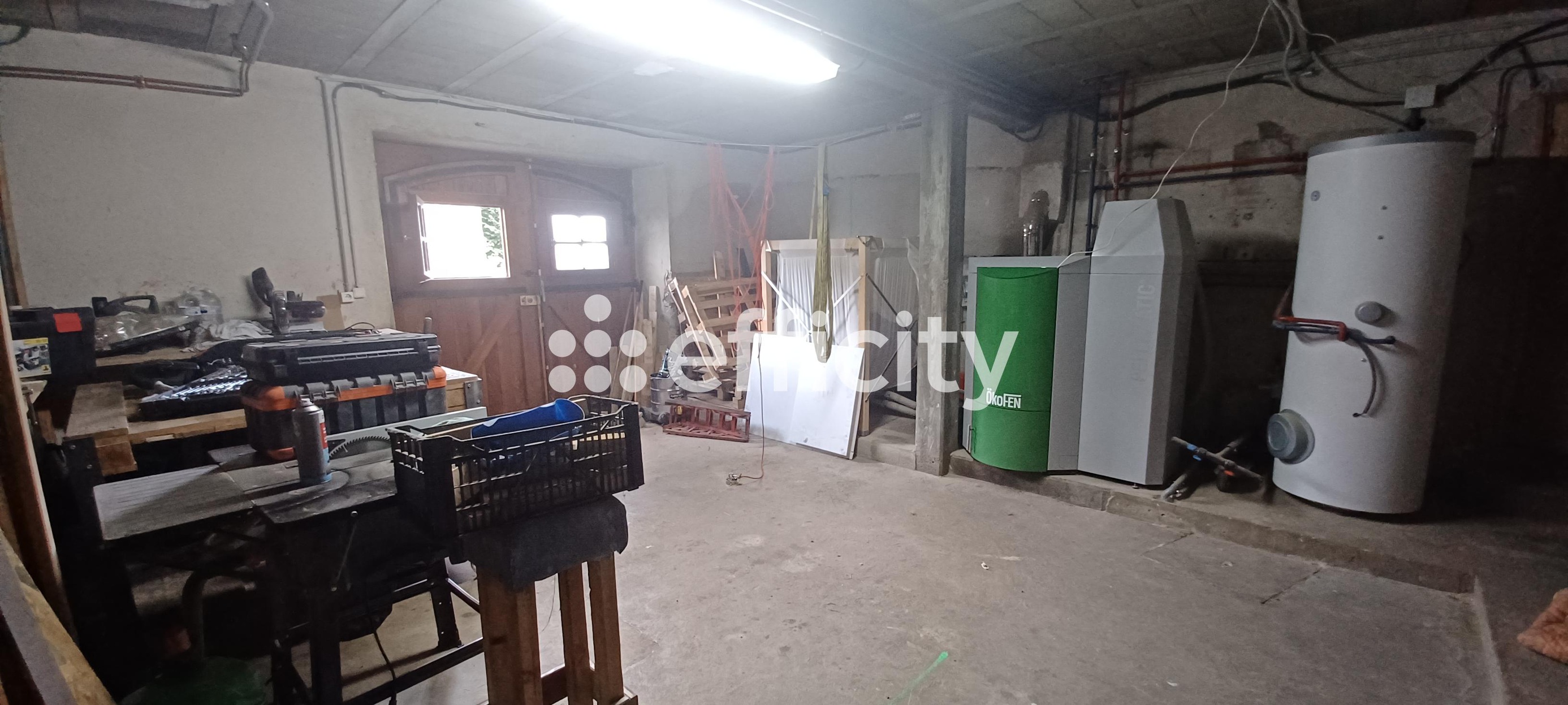 Achat immobilier Maison 9 pièces  206m2 à Védrines-Saint-Loup (15100) - Photo n°14