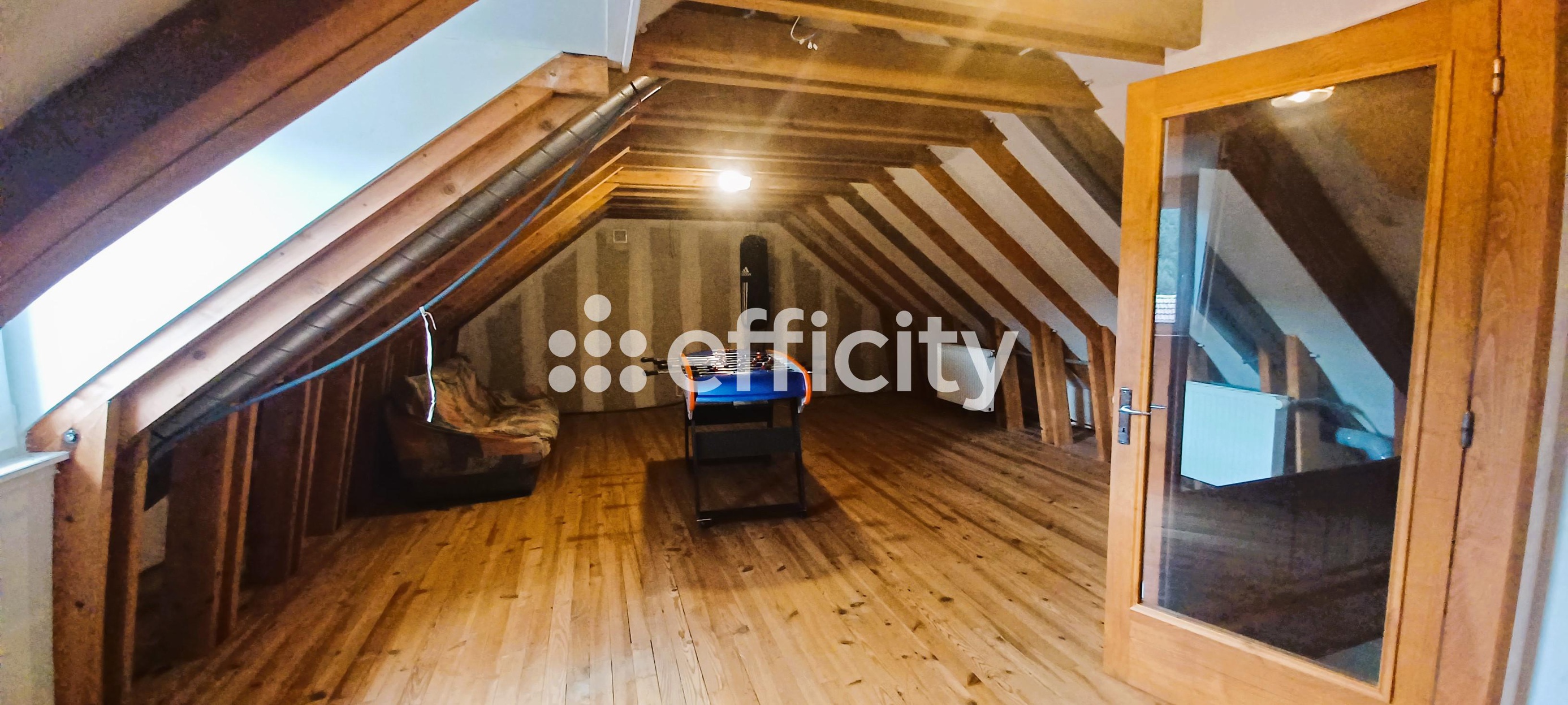 Achat immobilier Maison 9 pièces  206m2 à Védrines-Saint-Loup (15100) - Photo n°12