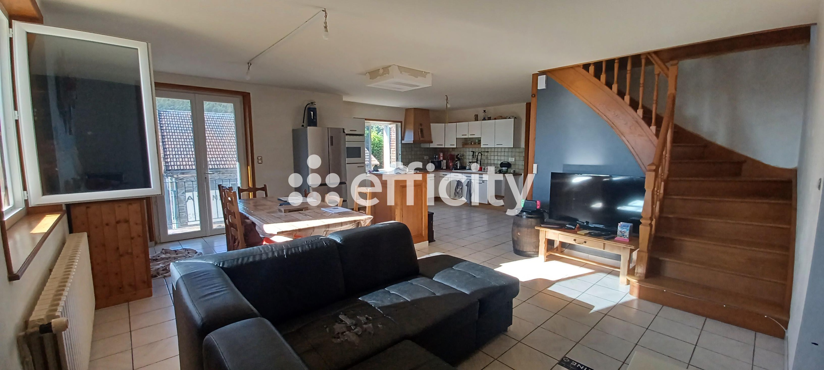 Achat immobilier Maison 9 pièces  206m2 à Védrines-Saint-Loup (15100) - Photo n°5