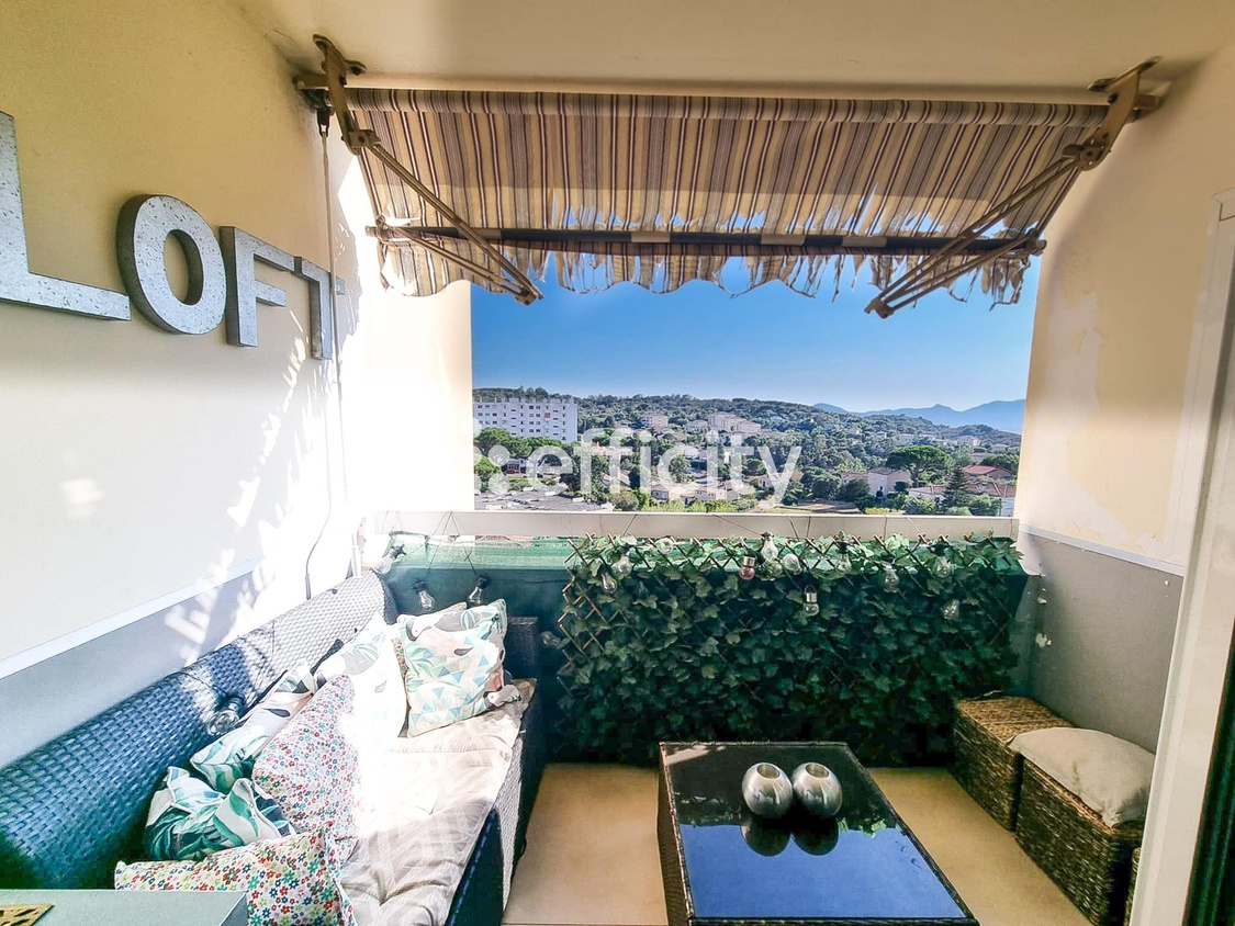 appartement 2 pièces - 43m2 à Le Cannet (06110)