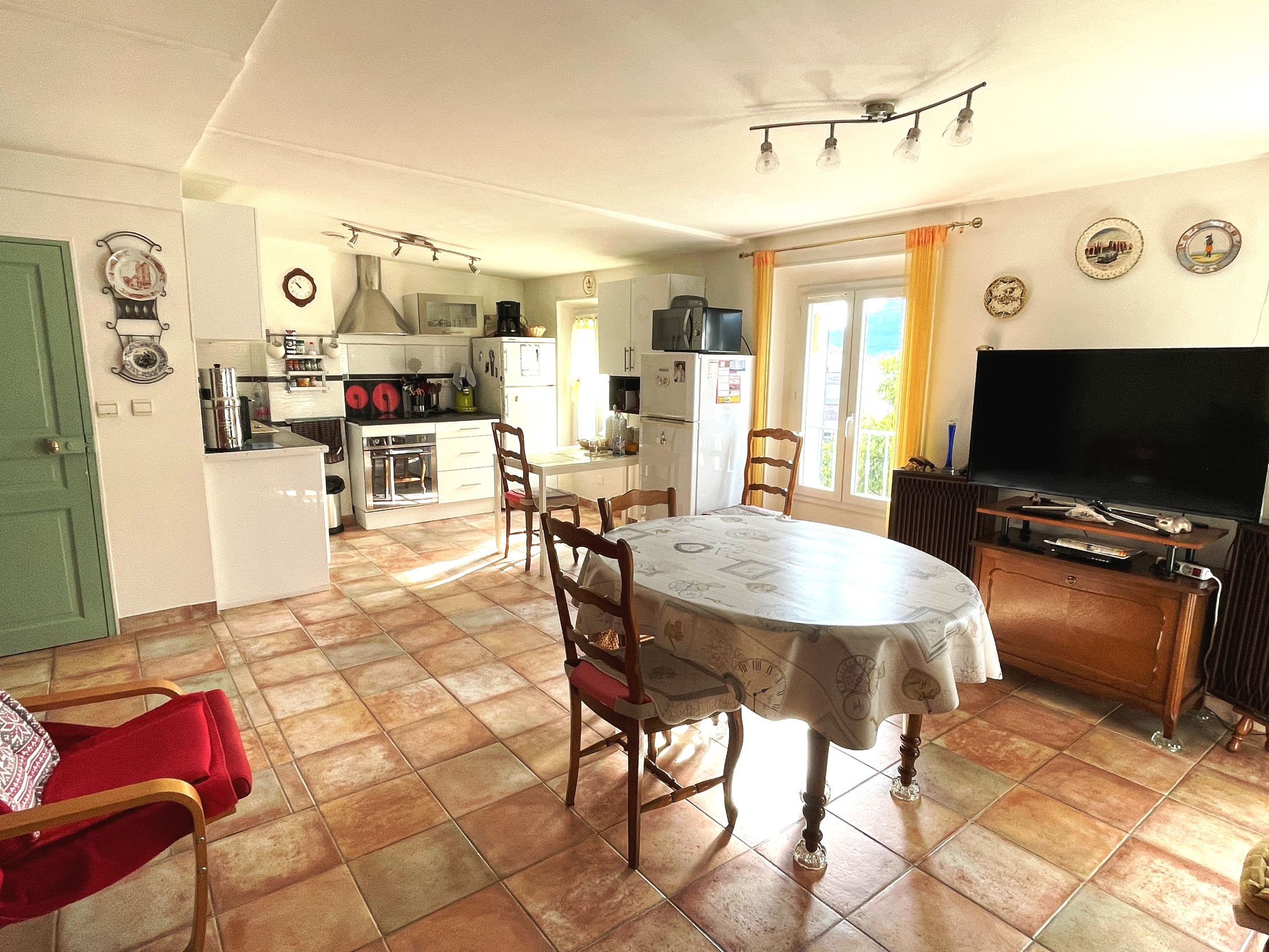 appartement 3 pièces - 77m2 à Le Muy (83490)