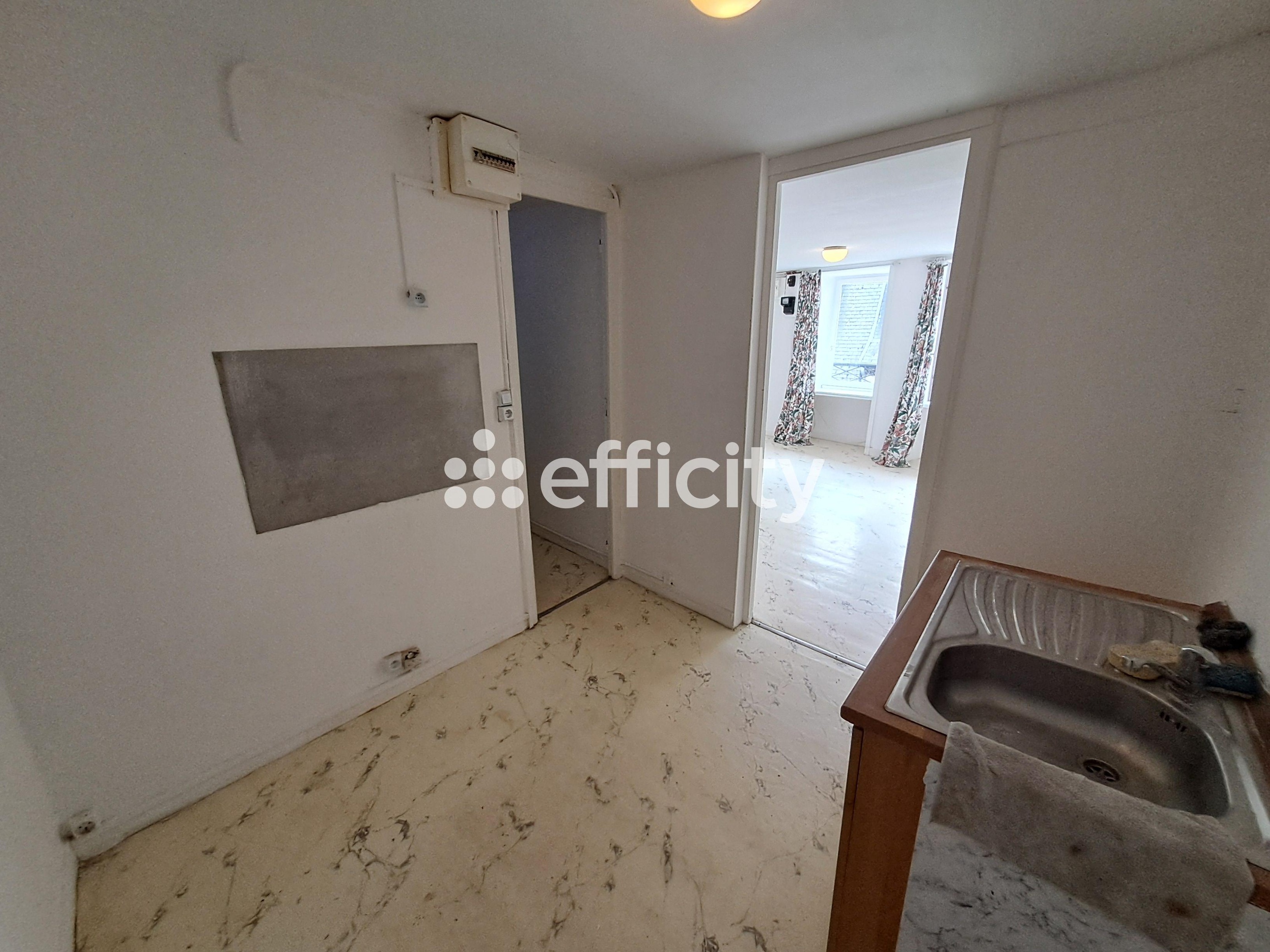 Achat immobilier Appartement 2 pièces  45m2 à Morlaix (29600) - Photo n°6