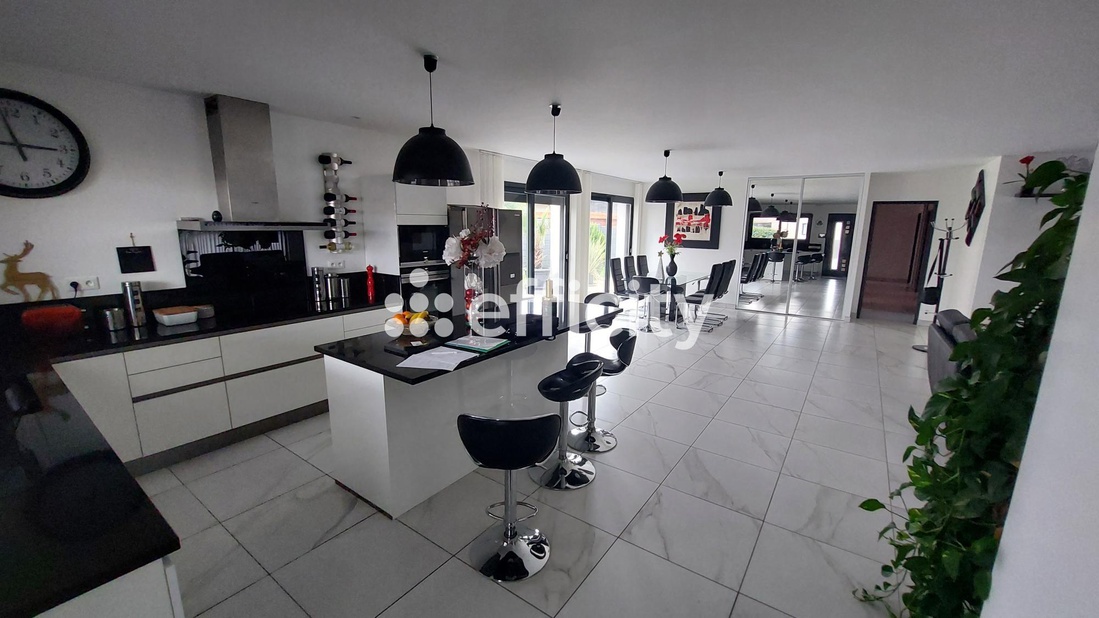 maison 7 pièces - 176m2 à Soustons (40140)