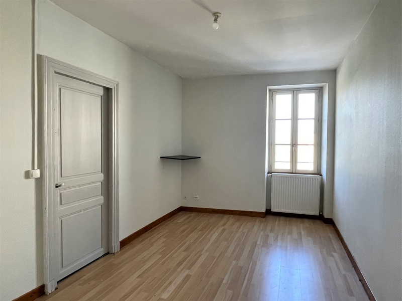 Achat immobilier Maison 7 pièces  205m2 à Gironde-sur-Dropt (33190) - Photo n°6