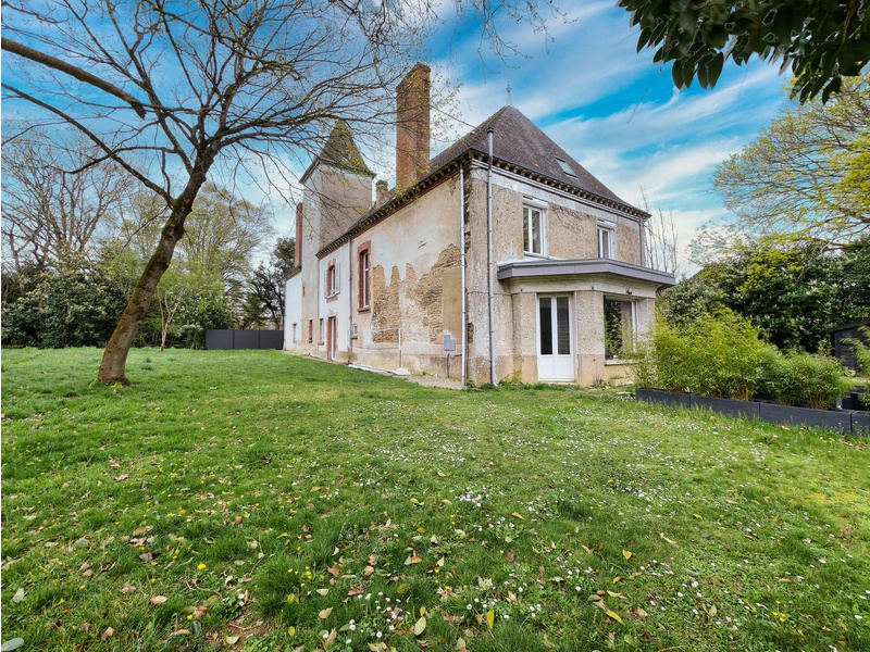 Achat immobilier Maison 17 pièces  407m2 à Rennes (35200) - Photo n°1