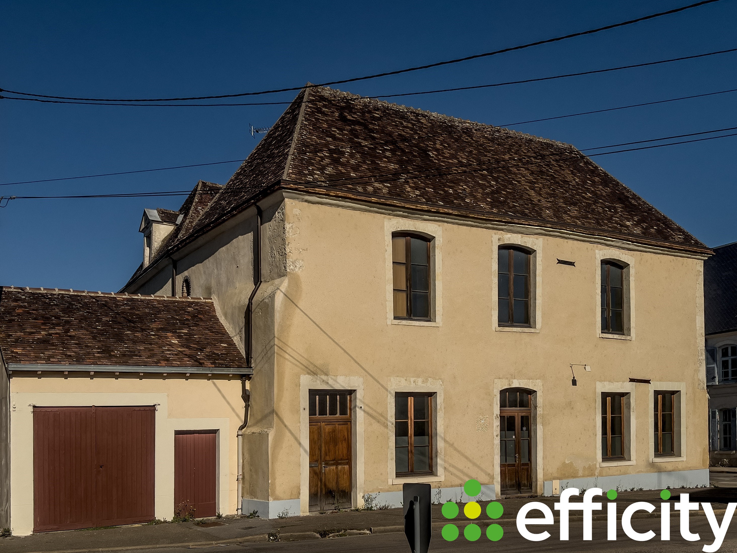 Achat immobilier Maison 6 pièces  200m2 à Nogent-le-Rotrou (28400) - Photo n°1