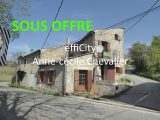 maison 3 pièces - 75m2 à Trigance (83840)