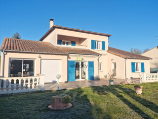 maison 7 pièces - 218m2 à Civray (86400)