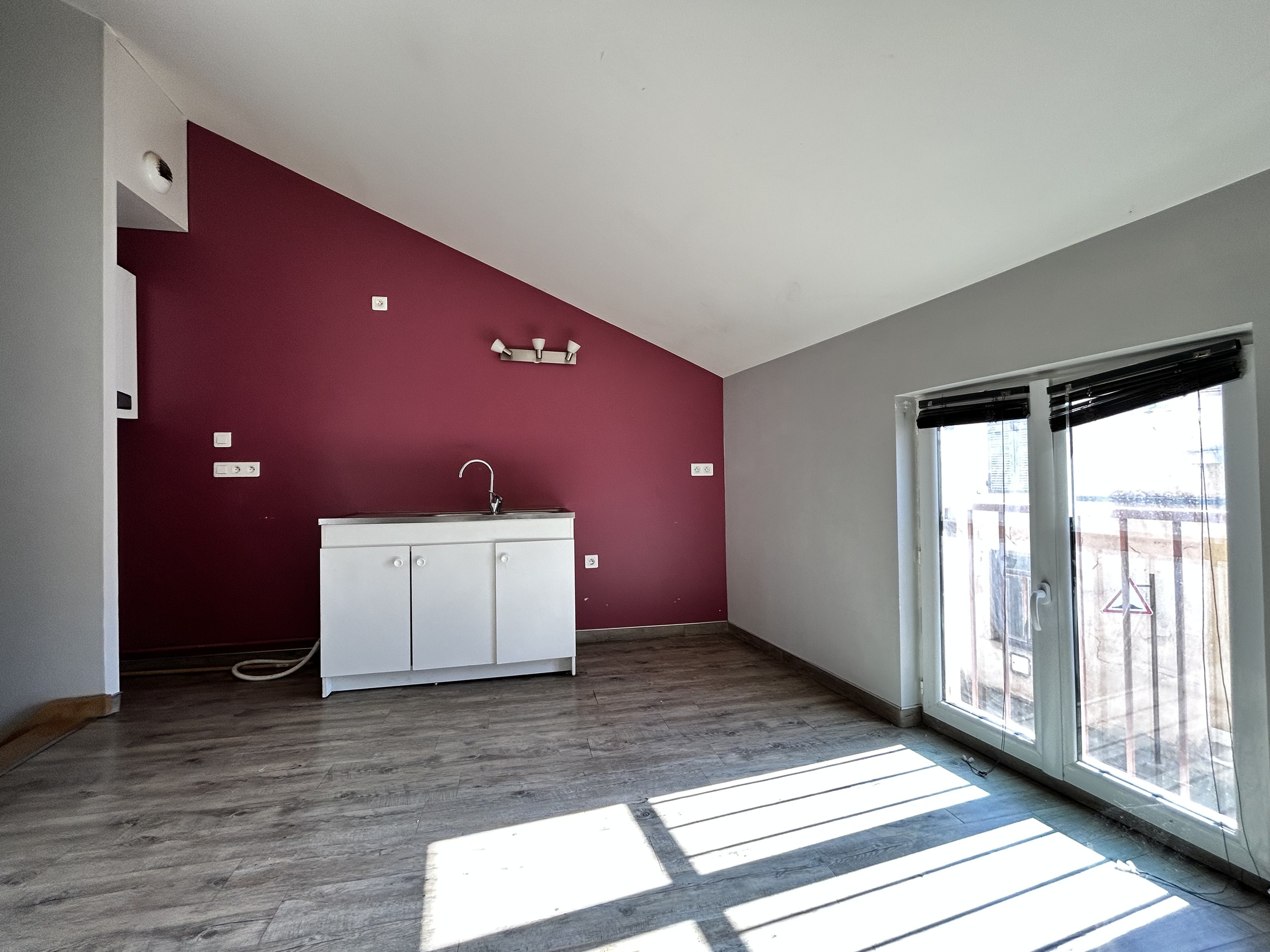 immeuble 10 pièces - 163m2 à Roanne (42300)