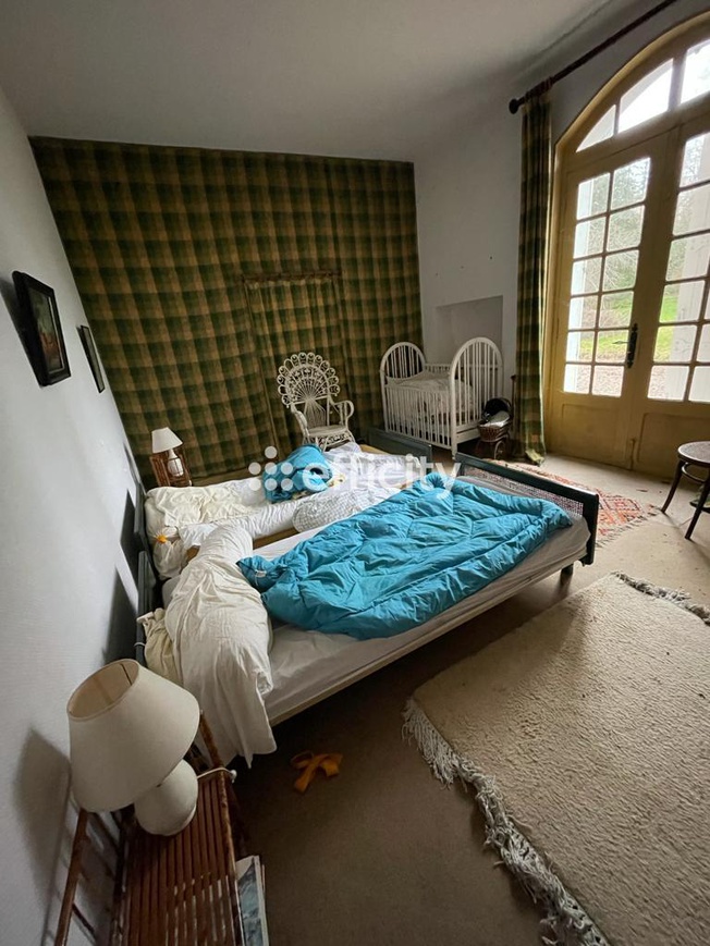 Achat immobilier Maison 12 pièces  306m2 à Saint-Rémy-en-Rollat (03110) - Photo n°23