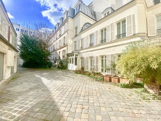 appartement 4 pièces - 82m2 à Paris (75009)