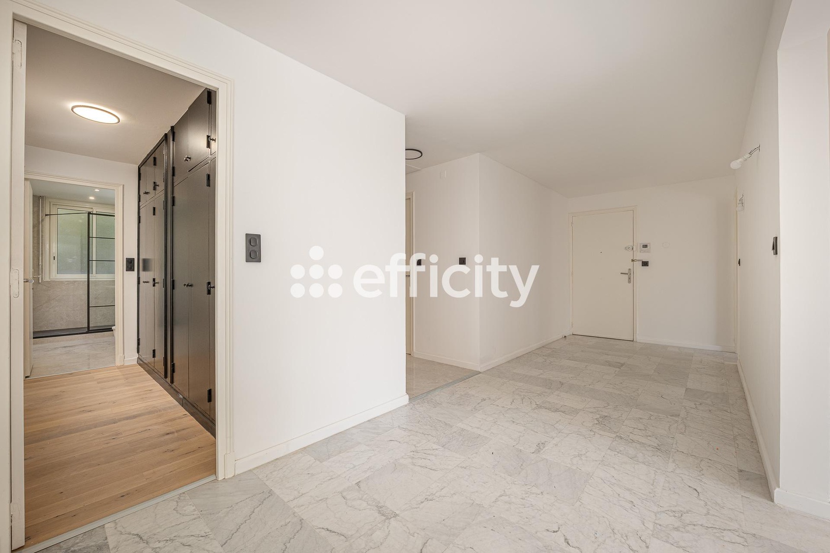 Achat immobilier Appartement 4 pièces  167m2 à Marseille (13008) - Photo n°6