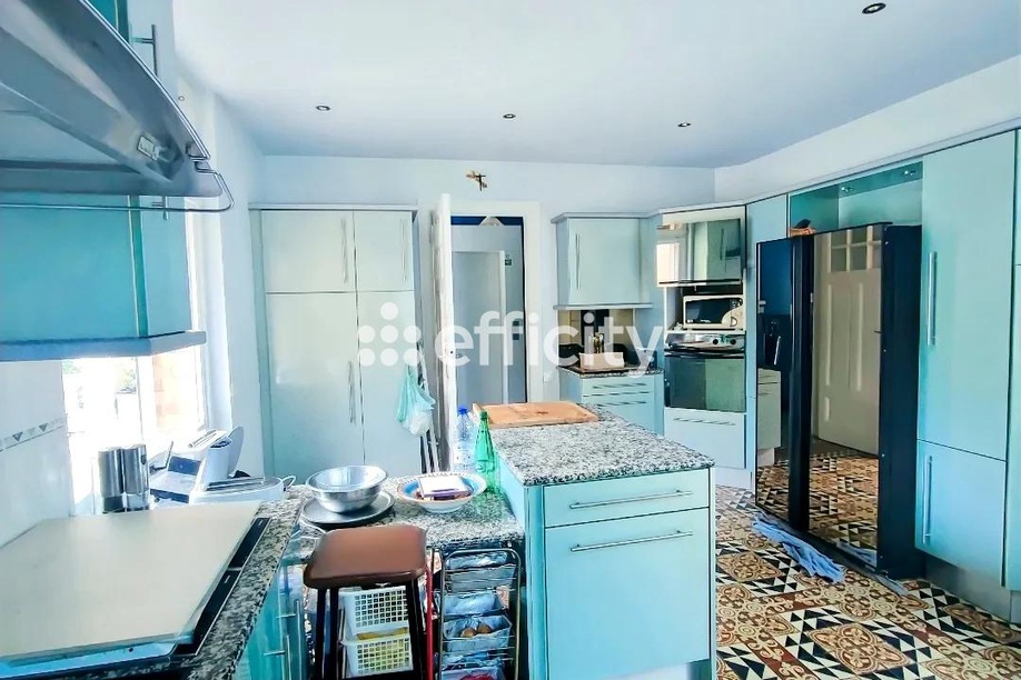 Achat immobilier Maison 10 pièces  255m2 à Seclin (59113) - Photo n°11