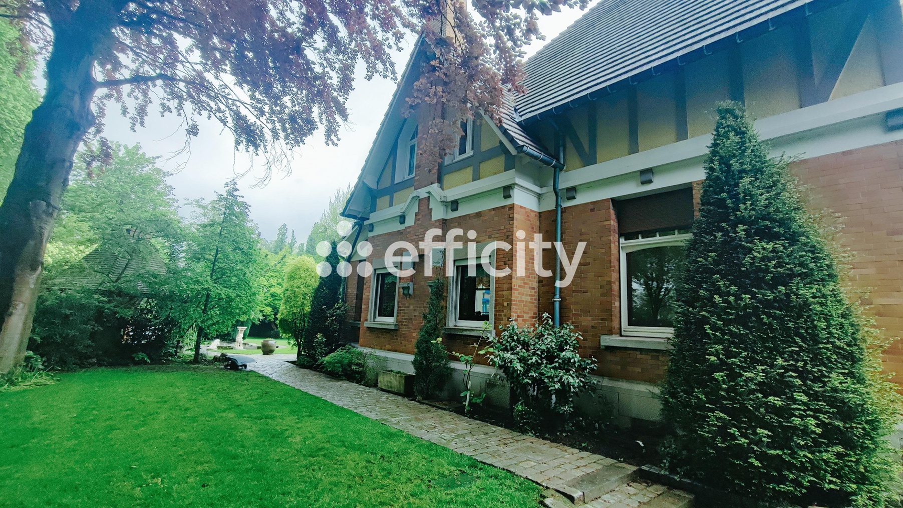 maison 10 pièces - 255m2 à Seclin (59113)