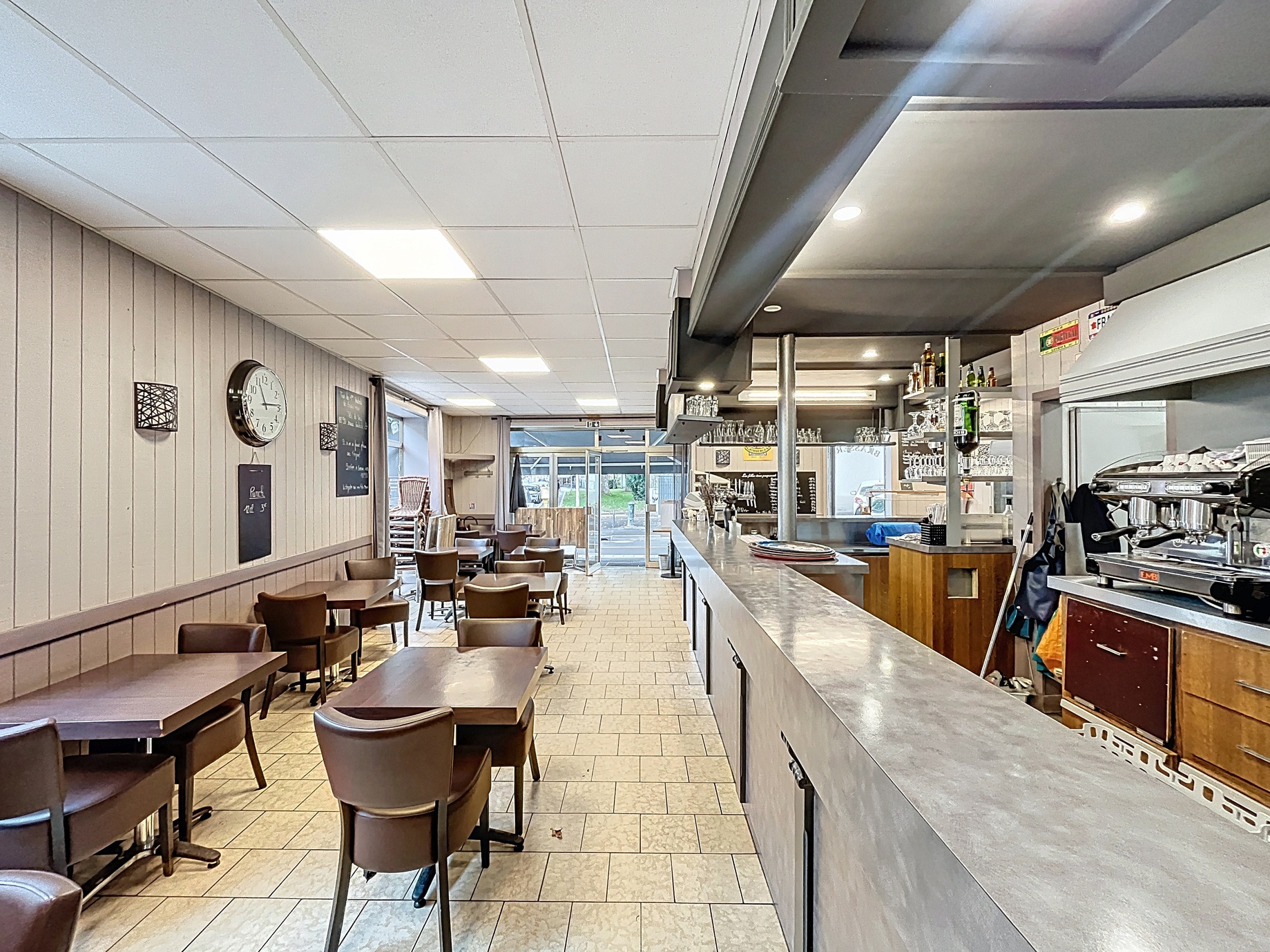 local-commercial 2 pièces - 85m2 à Tours (37000)